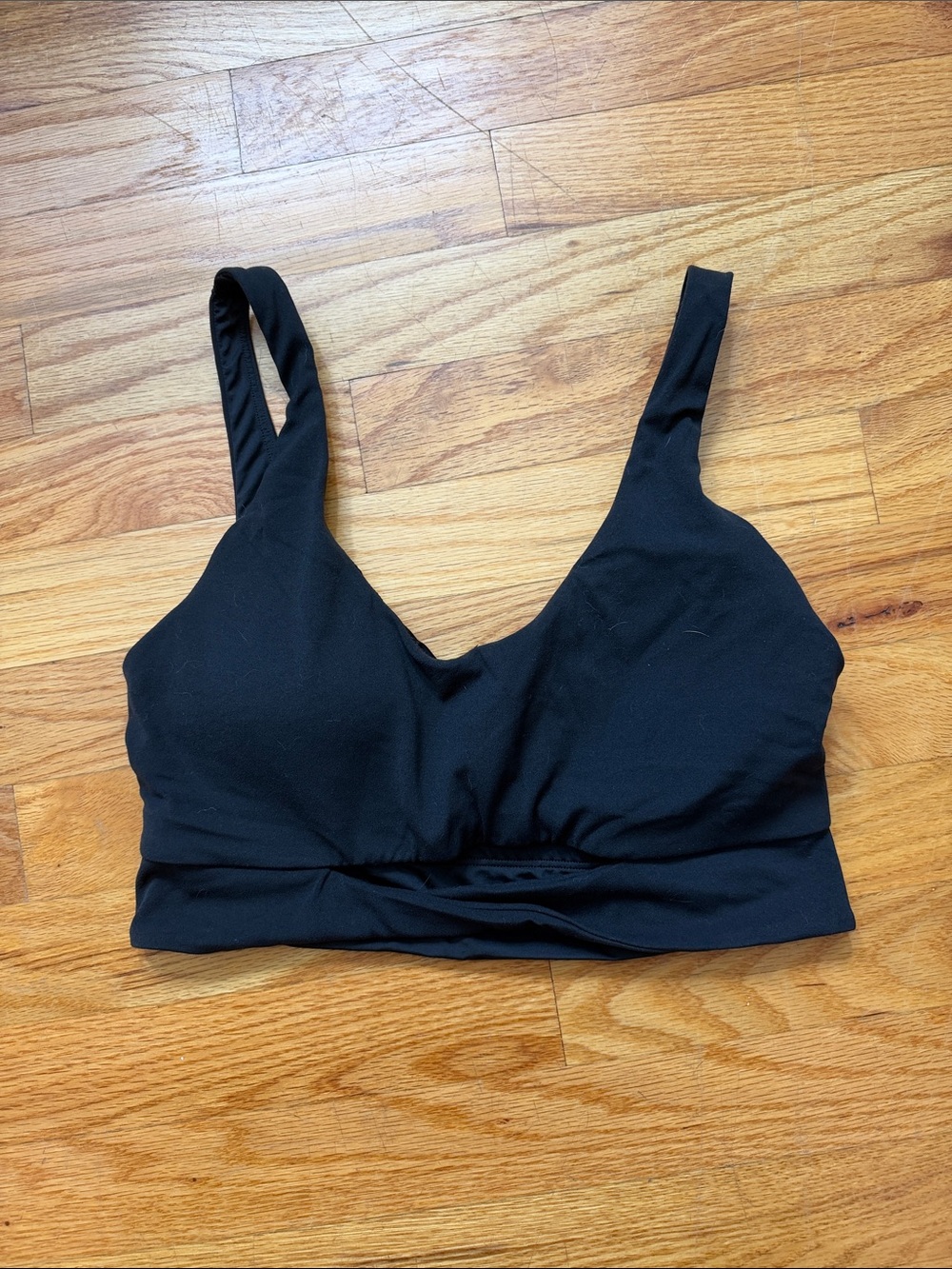 Lululemon twist front bra black size medium